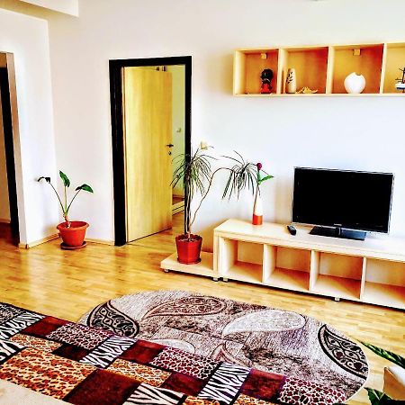 Relaxing & Welcome Apartment, Ared, Uta Arad Buitenkant foto