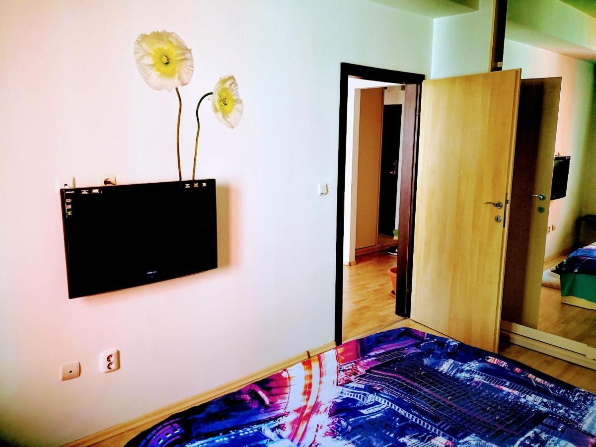 Relaxing & Welcome Apartment, Ared, Uta Arad Buitenkant foto