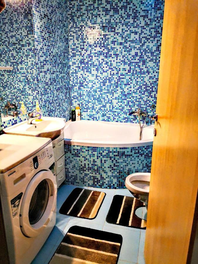 Relaxing & Welcome Apartment, Ared, Uta Arad Buitenkant foto
